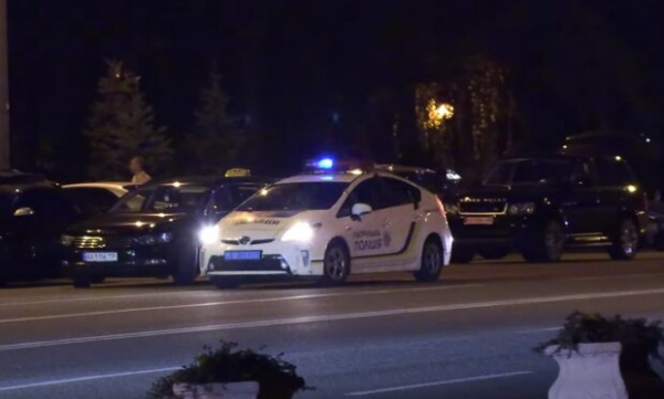 Жужжит, словно дрон-камикадзе: в Украине водителям готовят новый штраф за "громкое" нарушение Жужжит, словно дрон-камикадзе: в Украине водителям готовят новый штраф за "громкое" нарушение