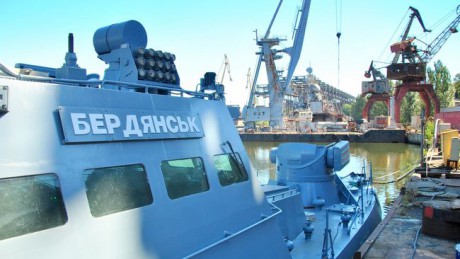После ремонта спущен на воду катер "Бердянск" После ремонта спущен на воду катер "Бердянск"