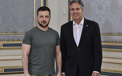 "Поблагодарил за помощь": Зеленский сообщил первые детали встречи с Блинкеном
"Поблагодарил за помощь": Зеленский сообщил первые детали встречи с Блинкеном