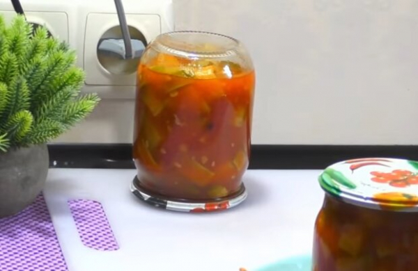Острые консервированные кабачки на зиму: рецепт, который полюбится больше, чем аджика Острые консервированные кабачки на зиму: рецепт, который полюбится больше, чем аджика