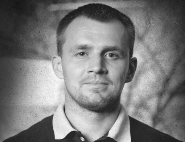 Умер доброволец и ветеран АТО Денис Янтар: "Заставил Зеленского объяснить, что он не л*х" Умер доброволец и ветеран АТО Денис Янтар: "Заставил Зеленского объяснить, что он не л*х"