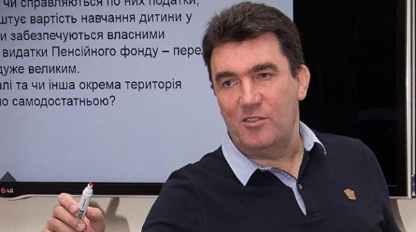 Данилов объяснил «угрозу» русского языка для Украины Данилов объяснил «угрозу» русского языка для Украины