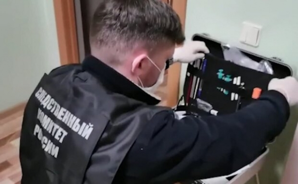 Пьяный неадекват вонзил нож в 9-летнего мальчика, хотел выбросить его из окна Пьяный неадекват вонзил нож в 9-летнего мальчика, хотел выбросить его из окна