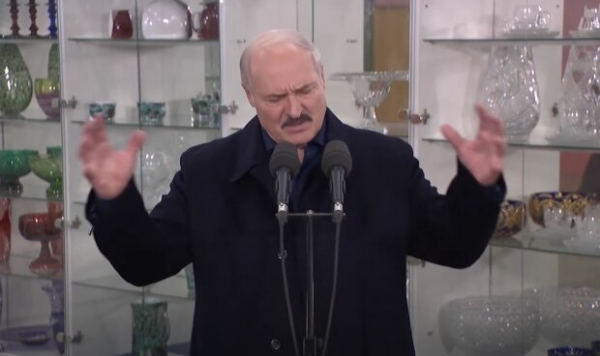 "Господь поможет, через месяц забудем" – Лукашенко объяснил, почему Беларуси не нужен карантин "Господь поможет, через месяц забудем" – Лукашенко объяснил, почему Беларуси не нужен карантин