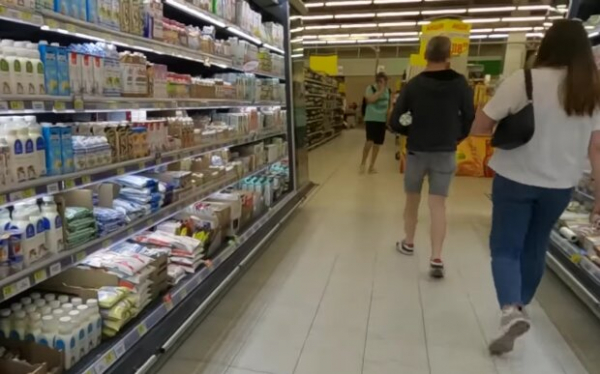 Сходить в супермаркет и разориться: украинцев расстроили новыми ценами на яйца, хлеб и сахар Сходить в супермаркет и разориться: украинцев расстроили новыми ценами на яйца, хлеб и сахар