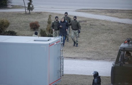 Cиловикы задержали десятки людей на акциях ко Дню Воли в Беларуси Cиловикы задержали десятки людей на акциях ко Дню Воли в Беларуси