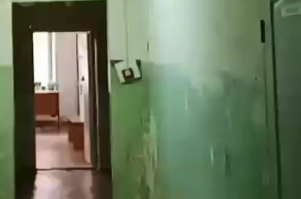 Украинская больница показала состояние медицины: берут анализы среди плесени и гнили Украинская больница показала состояние медицины: берут анализы среди плесени и гнили