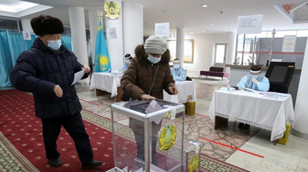День выборов. Пойдёт ли Центральная Азия по пути Украины?