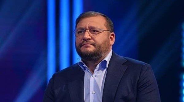 Добкина атаковали в соцсетях за поддержку российских детей Добкина атаковали в соцсетях за поддержку российских детей