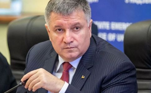 Доказал свой профессионализм, стал опорой президента: СМИ о том, как Аваков прошел испытательный срок
Доказал свой профессионализм, стал опорой президента: СМИ о том, как Аваков прошел испытательный срок