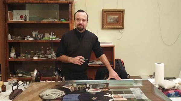 Донецкий реставратор. Тот, кто дает новую жизнь старинным произведениям