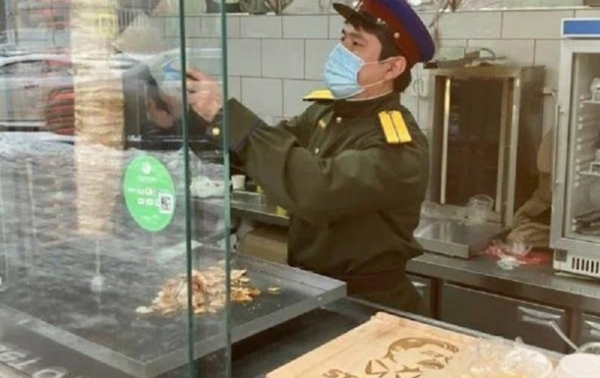 "Дурной маркетинговый ход": в Москве закрыли фастфуд в честь Сталина