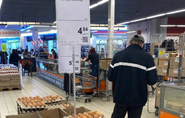 Сладкий момент: украинские супермаркеты изменили цены на сахар, хлеб и подсолнечное масло Сладкий момент: украинские супермаркеты изменили цены на сахар, хлеб и подсолнечное масло