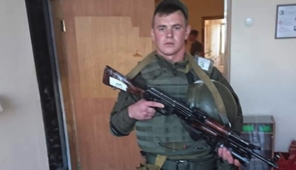 Лауреата премии "Гордость страны" в Харькове побил нацгвардеец: появилось фото нападающего
Лауреата премии "Гордость страны" в Харькове побил нацгвардеец: появилось фото нападающего
