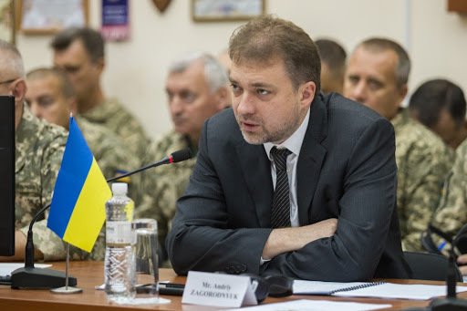 Экс-министр обороны Загороднюк приоткрыл причину своего увольнения
Экс-министр обороны Загороднюк приоткрыл причину своего увольнения