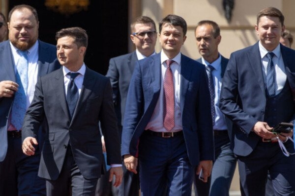 У Зеленского ответили на "продажу" поста главы Харьковской ОГА
У Зеленского ответили на "продажу" поста главы Харьковской ОГА