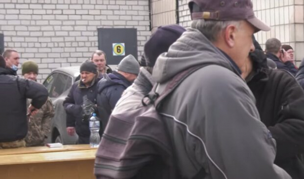 Главное за 16 ноября: мобилизация на работе, новая монета в Украине, обман про повестки и схема ПриватБанка Главное за 16 ноября: мобилизация на работе, новая монета в Украине, обман про повестки и схема ПриватБанка