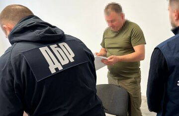 В Хмельницком 50 прокуроров, во главе с областным прокурором Олейником, стали инвалидами: помогла схема "слуги" Крупы