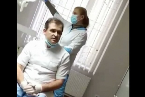 Стоматолог изуродовал украинку за 120 тыс грн, улыбка не будет прежней Стоматолог изуродовал украинку за 120 тыс грн, улыбка не будет прежней