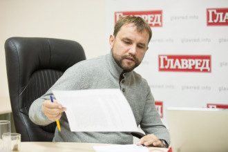 Пропаганда России использует слово "гетман" против Украины – Вятрович
Пропаганда России использует слово "гетман" против Украины – Вятрович