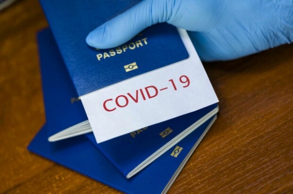 COVID-паспорта и ограничения для непривитых – нардепы рассказали чего ждать украинцам COVID-паспорта и ограничения для непривитых – нардепы рассказали чего ждать украинцам