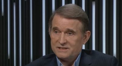 "Перешли на сторону врага": предатель Медведчук набросился на бывших соратников по Раде
"Перешли на сторону врага": предатель Медведчук набросился на бывших соратников по Раде