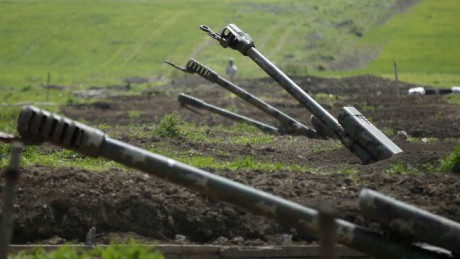 Конфликт в Нагорном Карабахе не имеет военного решения, - НАТО