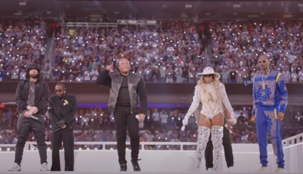 Snoop Dogg, Dr. Dre и Eminem зажгли на SuperBowl-2022 и вернули фанатов в 90-е под свои хиты: "Вспомните свой 2003" Snoop Dogg, Dr. Dre и Eminem зажгли на SuperBowl-2022 и вернули фанатов в 90-е под свои хиты: "Вспомните свой 2003"