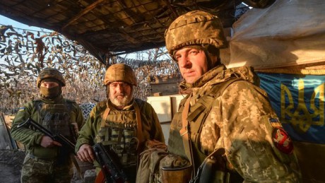 В результате 17 вражеских обстрелов за сутки погиб военный Объединенных сил В результате 17 вражеских обстрелов за сутки погиб военный Объединенных сил