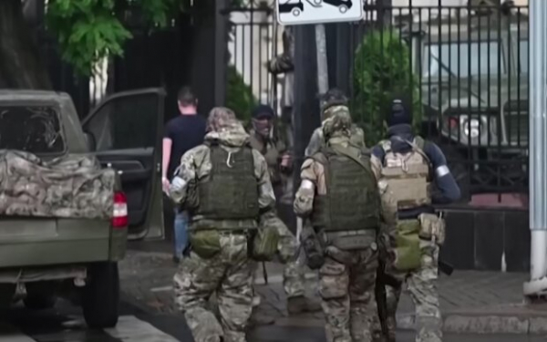Пригожин отводит зеков от Москвы: бунт закончился пшиком Пригожин отводит зеков от Москвы: бунт закончился пшиком