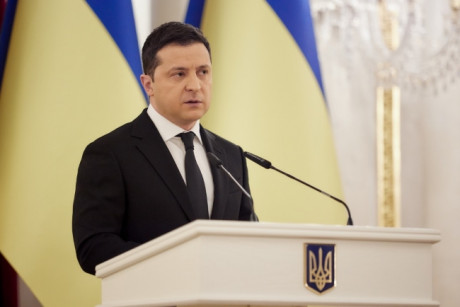 Нагнетание тревоги наносит Украине не меньшие экономические потери, чем прямые военные действия - президент Нагнетание тревоги наносит Украине не меньшие экономические потери, чем прямые военные действия - президент