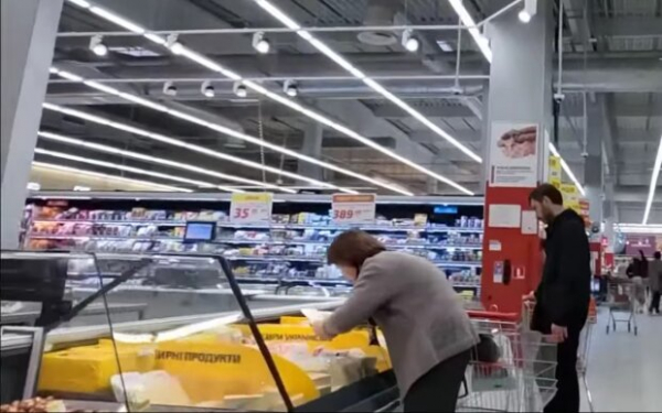 Нет денег на хлеб, будем есть пирожные: украинские супермаркеты обновили цены на сахар, яйца и подсолнечное масло Нет денег на хлеб, будем есть пирожные: украинские супермаркеты обновили цены на сахар, яйца и подсолнечное масло