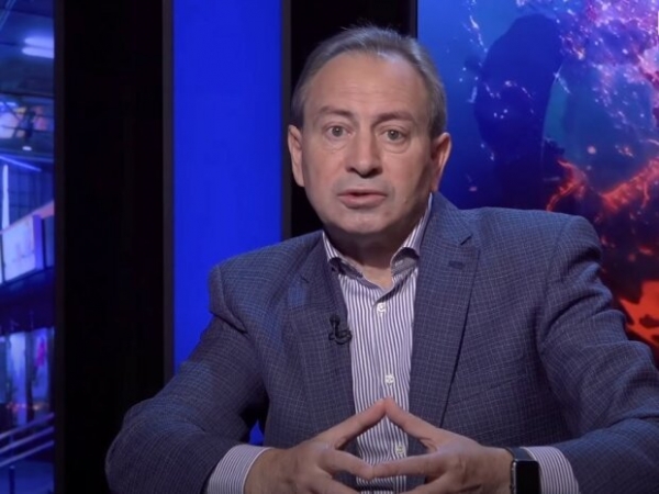 Николай Томенко считает, что депутатов просто купили. Цена - 7.3 миллиарда гривен Николай Томенко считает, что депутатов просто купили. Цена - 7.3 миллиарда гривен