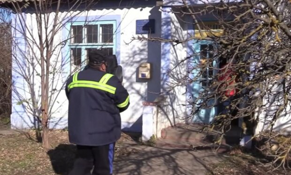 Укрпочта победила: пенсионерам разрешили не делать банковские карты Укрпочта победила: пенсионерам разрешили не делать банковские карты