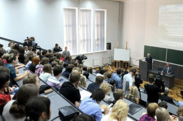 Знания нынче стоят дорого: украинские ВУЗы резко повысят стоимость обучения в 2023 году Знания нынче стоят дорого: украинские ВУЗы резко повысят стоимость обучения в 2023 году