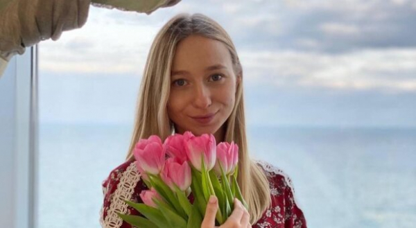 Жена Виктора Павлика Катя Репяхова запаниковала перед отопительным сезоном: "Что будет, если не платить коммуналку?" Жена Виктора Павлика Катя Репяхова запаниковала перед отопительным сезоном: "Что будет, если не платить коммуналку?"