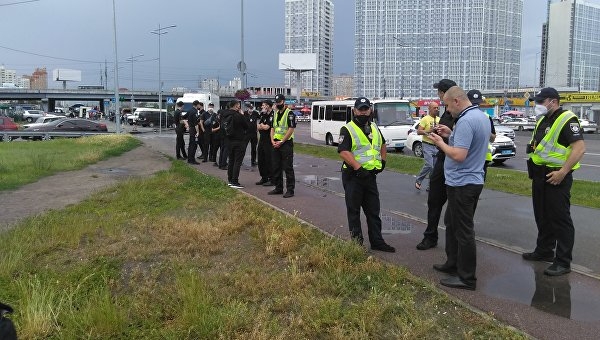 Еще не война, но её ощущение. Что осталось незамеченным на митинге Шария в Киеве