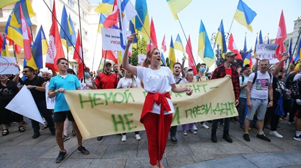 Еще не война, но её ощущение. Что осталось незамеченным на митинге Шария в Киеве