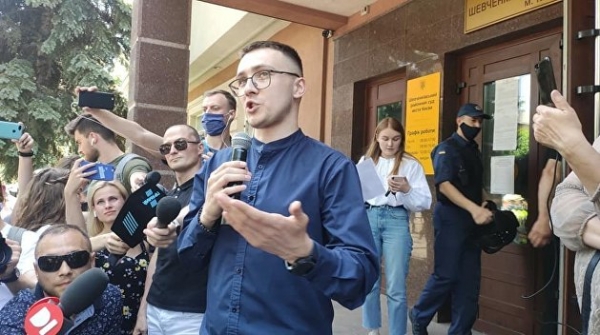 Есть и такая партия. Чем будет заниматься политсила «ланселота» Стерненко и олигарха Пинчука Есть и такая партия. Чем будет заниматься политсила «ланселота» Стерненко и олигарха Пинчука