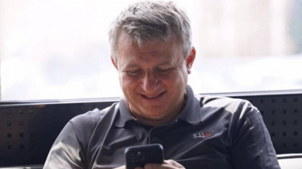 Юрий Романенко предсказал судьбу предателей: "Выбрали - жрите!" Юрий Романенко предсказал судьбу предателей: "Выбрали - жрите!"