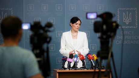 Зеленский зарегистрировал в ВР законопроект о повышении минимальной заработной платы Зеленский зарегистрировал в ВР законопроект о повышении минимальной заработной платы
