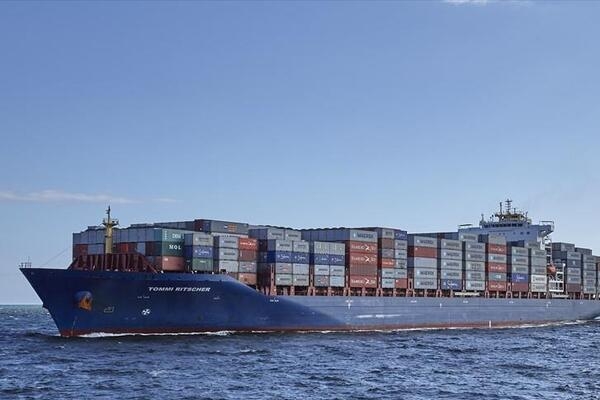 Украинца спасли из плена пиратов у берегов Африки, еще семь уже дома
Украинца спасли из плена пиратов у берегов Африки, еще семь уже дома