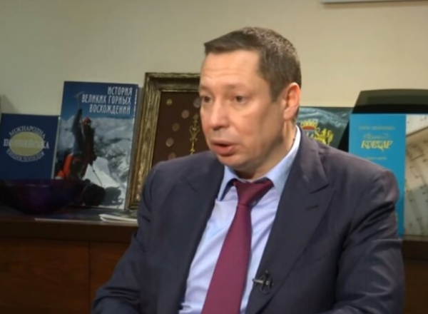 Глава НБУ отправился вымаливать транш от МВФ: "Не представляю, сколько надо вазелина" Глава НБУ отправился вымаливать транш от МВФ: "Не представляю, сколько надо вазелина"