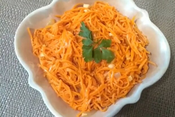 Лучше моркови по-корейски только тыква: простой рецепт на зиму за пару минут