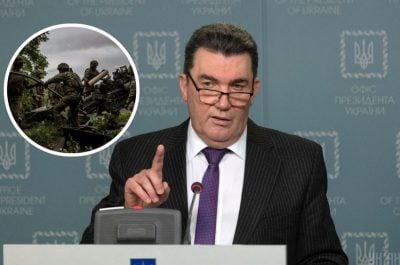 Путин и Гитлер – сиамские близнецы, Россия недостойна переговоров и должна развалиться – Данилов
Путин и Гитлер – сиамские близнецы, Россия недостойна переговоров и должна развалиться – Данилов