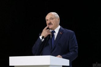 "Если вы столкнетесь с Россией": Лукашенко угрожает Украине остановкой поставок энергоресурсов
"Если вы столкнетесь с Россией": Лукашенко угрожает Украине остановкой поставок энергоресурсов