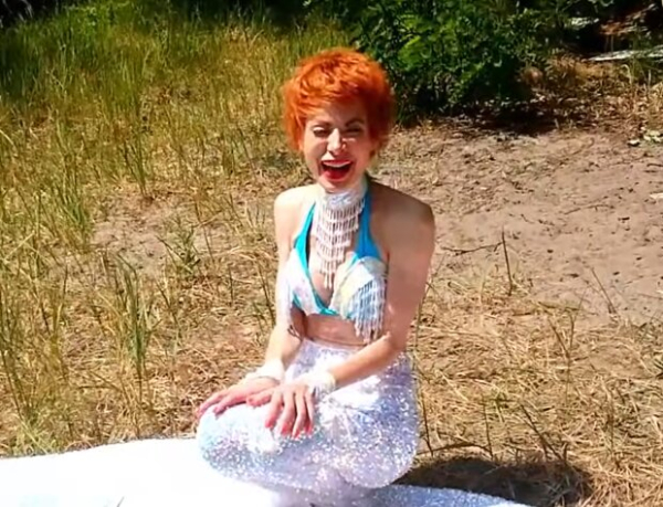 Елена-Кристина Лебедь показала себя без одежды и показала, как отбелила некоторые места: "Вы уже наготове" Елена-Кристина Лебедь показала себя без одежды и показала, как отбелила некоторые места: "Вы уже наготове"