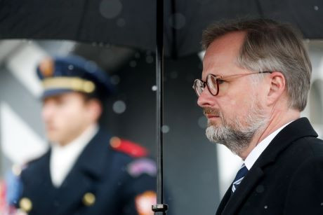 Премьер Чехии: РФ демонстрирует готовность к вооруженному конфликту