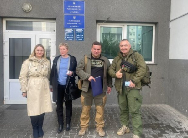 "Хотели наказать за помощь": таможня оштрафовала польского волонтера, который вез автомобиль ВСУ