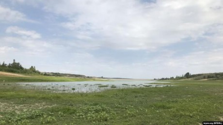 В Крыму пересыхают водохранилища, - крымский активист В Крыму пересыхают водохранилища, - крымский активист